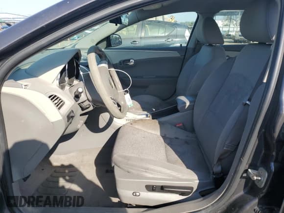 ✅ 2011 Chevrolet Malibu 1LS • VIN: 1G1ZB5E17BF144976 • Lot: 75698644. Listed on Copart with 148,391 mi. Free auction sales archive from the USA and detailed vehicle history report at DreamBid. Image 7.