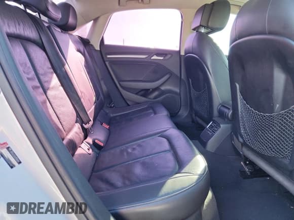 ✅ 2015 Audi A3 Premium • VIN: WAUACGFF1F1120924 • Лот: 87035365. Опубликован ранее на Copart с пробегом 155 467 миль. Бесплатный доступ к архиву аукционных продаж из США и подробный отчёт об истории автомобиля на DreamBid. Изображение 10.