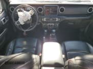 ✅ 2018 Jeep Wrangler Unlimited Moab • VIN: 1C4HJXEG1JW312700 • Lot: 82694975. Wystawiony na Copart z przebiegiem 98 763 mil. Bezpłatny archiwum sprzedaży aukcyjnych z USA i szczegółowy raport historii pojazdu na DreamBid. Zdjęcie 8.