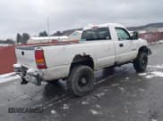 ✅ 2002 Chevrolet Silverado 2500HD LS • VIN: 1GCHK24U42E128110 • Lot: 43836246. Wystawiony na IAAI z przebiegiem Nie podano. Bezpłatny archiwum sprzedaży aukcyjnych z USA i szczegółowy raport historii pojazdu na DreamBid. Zdjęcie 4.