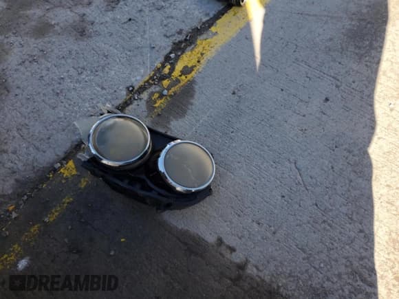 ✅ 2015 Chevrolet Sonic LS • VIN: 1G1JA6SH6F4160949 • Lot: 89868845. Listed on Copart with 74,461 mi. Free auction sales archive from the USA and detailed vehicle history report at DreamBid. Image 12.