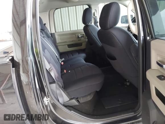 ✅ 2009 Dodge 1500 SLT • VIN: 1D3HB13T49S712884 • Lot: 41428616. Wystawiony na IAAI z przebiegiem 213 978 mil. Bezpłatny archiwum sprzedaży aukcyjnych z USA i szczegółowy raport historii pojazdu na DreamBid. Zdjęcie 8.