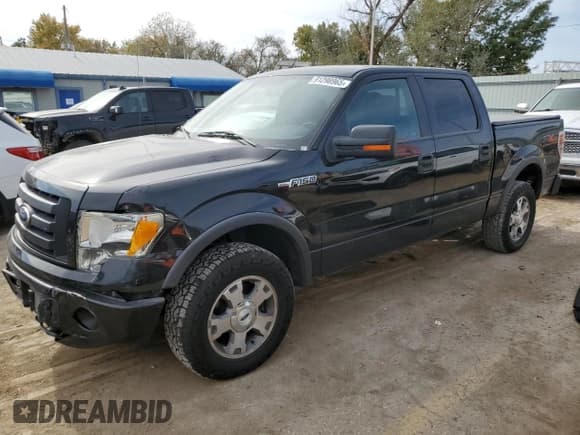 ✅ 2010 Ford F-150 XL • VIN: 1FTFW1EV0AFD34093 • Lot: 91298965. Wystawiony na Copart z przebiegiem 263 932 mil. Bezpłatny archiwum sprzedaży aukcyjnych z USA i szczegółowy raport historii pojazdu na DreamBid. Zdjęcie 1.