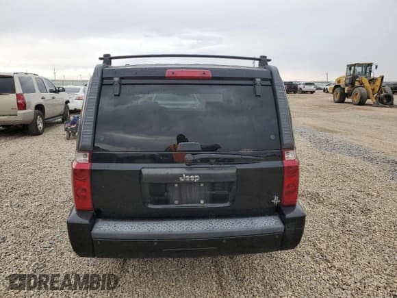 ✅ 2006 Jeep Commander • VIN: 1J8HH48K96C100560 • Lot: 82733475. Wystawiony na Copart z przebiegiem 204 639 mil. Bezpłatny archiwum sprzedaży aukcyjnych z USA i szczegółowy raport historii pojazdu na DreamBid. Zdjęcie 6.