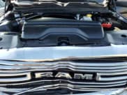 ✅ 2024 Ram 2500 Laramie • VIN: 3C6UR5FJ6RG105310 • Лот: 80864585. Опубликован ранее на Copart с пробегом 32 544 миль. Бесплатный доступ к архиву аукционных продаж из США и подробный отчёт об истории автомобиля на DreamBid. Изображение 11.