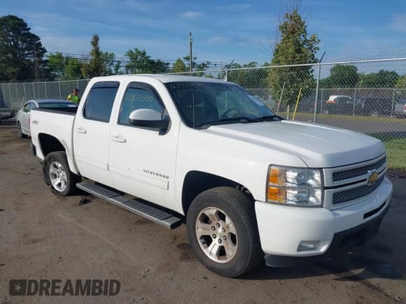 ✅ 2013 Chevrolet Silverado 1500 LTZ • VIN: 3GCPKTE77DG283899 • Lot: 42970590. Listed on IAAI with 122,145 mi. Free auction sales archive from the USA and detailed vehicle history report at DreamBid. Image 1.