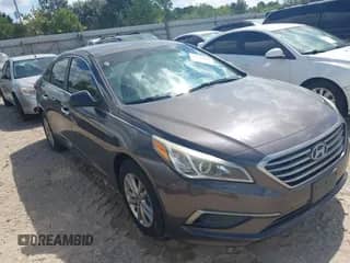 2016 Hyundai Sonata SE with VIN 5NPE24AF0GH365480, listed as a IAAI auction lot 43322251 with 151,707 mi miles and . Bid and sale history available at DreamBid. Image 1.