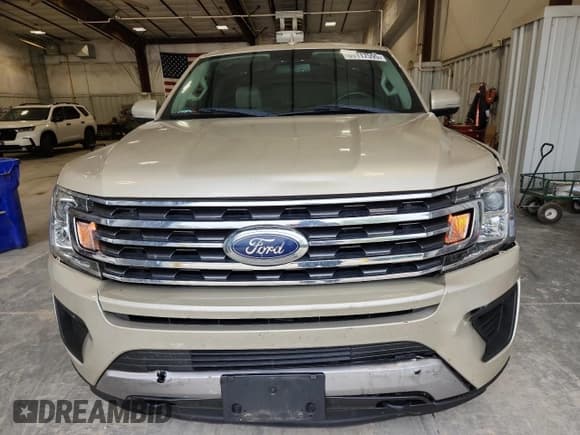 ✅ 2018 Ford Expedition Max XLT • VIN: 1FMJK1JT7JEA26222 • Лот: 69117595. Опубликован ранее на Copart с пробегом 127 667 миль. Бесплатный доступ к архиву аукционных продаж из США и подробный отчёт об истории автомобиля на DreamBid. Изображение 5.