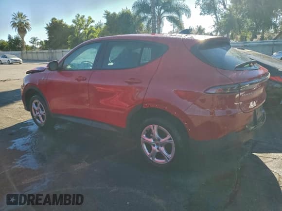 ✅ 2024 Dodge Hornet GT • VIN: ZACNDFAN2R3A41168 • Lot: 95893525. Listed on Copart with 26,601 mi. Free auction sales archive from the USA and detailed vehicle history report at DreamBid. Image 2.