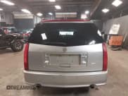 ✅ 2008 Cadillac SRX AWD • VIN: 1GYEE437780136042 • Lot: 42552302. Wystawiony na IAAI z przebiegiem 121 023 mil. Bezpłatny archiwum sprzedaży aukcyjnych z USA i szczegółowy raport historii pojazdu na DreamBid. Zdjęcie 17.