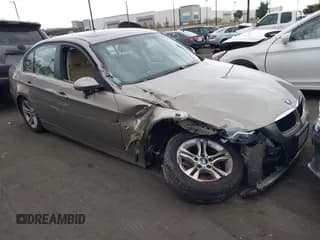 ✅ 2008 BMW 3 Series 328i • VIN: WBAVC53548F009582 • Lot: 43751515. Listed on IAAI with 88,281 mi. Free auction sales archive from the USA and detailed vehicle history report at DreamBid. Image 1.