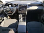 ✅ 2022 Hyundai Tucson SEL • VIN: 5NMJFCAEXNH128655 • Lot: 36275543. Wystawiony na Copart z przebiegiem 2 917 mil. Bezpłatny archiwum sprzedaży aukcyjnych z USA i szczegółowy raport historii pojazdu na DreamBid. Zdjęcie 8.