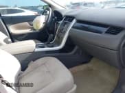 ✅ 2011 Ford Edge SE • VIN: 2FMDK3GC5BBA11389 • Lot: 42802826. Wystawiony na IAAI z przebiegiem 206 130 mil. Bezpłatny archiwum sprzedaży aukcyjnych z USA i szczegółowy raport historii pojazdu na DreamBid. Zdjęcie 5.