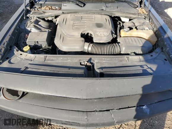 ✅ 2018 Dodge Challenger SXT Plus • VIN: 2C3CDZAG2JH236054 • Lot: 91011145. Listed on Copart with 247,912 mi. Free auction sales archive from the USA and detailed vehicle history report at DreamBid. Image 11.