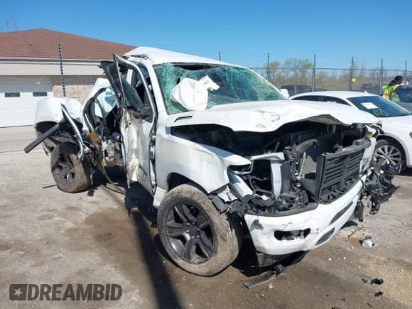 ✅ 2020 Ram 1500 Big Horn • VIN: 1C6RRFFG0LN283115 • Lot: 42211903. Listed on IAAI with 68,803 mi. Free auction sales archive from the USA and detailed vehicle history report at DreamBid. Image 6.