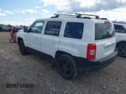 ✅ 2017 Jeep Patriot Latitude • VIN: 1C4NJRFB5HD210548 • Lot: 43096557. Listed on IAAI with 113,088 mi. Free auction sales archive from the USA and detailed vehicle history report at DreamBid. Image 3.