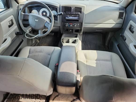 2006 Dodge Dakota ST с VIN 1D7HE28K86S635329, выставлен на аукционе Copart как лот 63930725 с пробегом 169 762 миль миль и Чистый • Clean title. История ставок и продаж доступна на DreamBid. Изображение 8.