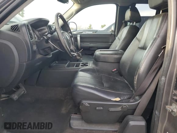 ✅ 2008 Chevrolet Silverado 1500 1LT • VIN: 2GCEC19JX81103361 • Lot: 92130605. Listed on Copart with 195,762 mi. Free auction sales archive from the USA and detailed vehicle history report at DreamBid. Image 7.