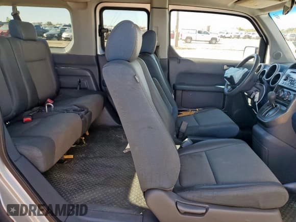 ✅ 2006 Honda Element EX • VIN: 5J6YH28636L022804 • Лот: 86599735. Опубликован ранее на Copart с пробегом 230 710 миль. Бесплатный доступ к архиву аукционных продаж из США и подробный отчёт об истории автомобиля на DreamBid. Изображение 10.