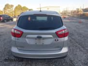 ✅ 2016 Ford C-Max SE • VIN: 1FADP5AU3GL108607 • Lot: 43694864. Wystawiony na IAAI z przebiegiem 162 005 mil. Bezpłatny archiwum sprzedaży aukcyjnych z USA i szczegółowy raport historii pojazdu na DreamBid. Zdjęcie 16.