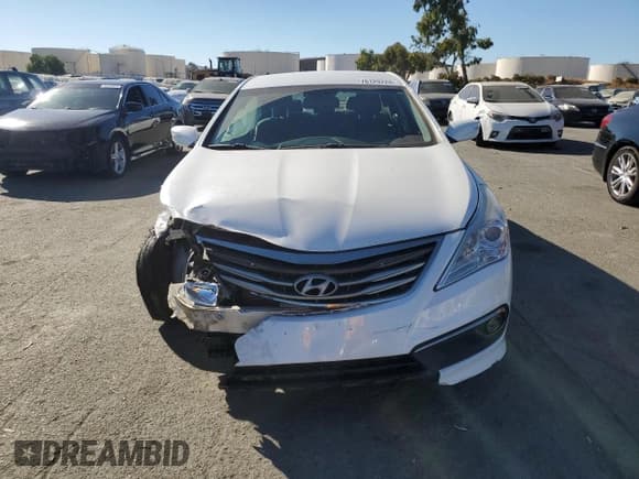 ✅ 2015 Hyundai Azera • VIN: KMHFG4JG9FA483222 • Lot: 76129724. Listed on Copart with 49,856 mi. Free auction sales archive from the USA and detailed vehicle history report at DreamBid. Image 5.