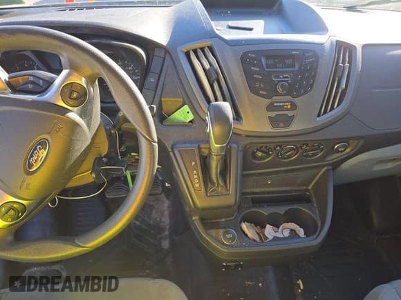 ✅ 2019 Ford Transit • VIN: 1FTYE1YM2KKB79893 • Lot: 43926145. Listed on IAAI with 88,500 mi. Free auction sales archive from the USA and detailed vehicle history report at DreamBid. Image 8.