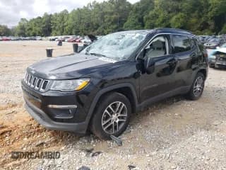 ✅ 2018 Jeep Compass Latitude • VIN: 3C4NJCBB9JT468929 • Lot: 84878265. Listed on Copart with 102,339 mi. Free auction sales archive from the USA and detailed vehicle history report at DreamBid. Image 1.