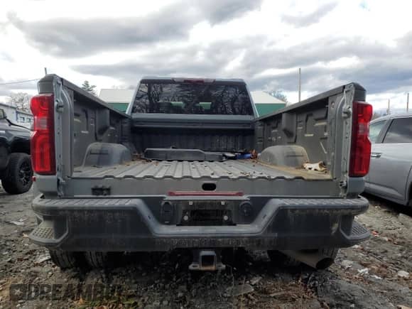 2024 Chevrolet Silverado 3500HD Work Truck с VIN 1GC4YSE73RF209660, выставлен на аукционе Copart как лот 78063514 с пробегом 19 659 миль миль и Списание • Salvage title. История ставок и продаж доступна на DreamBid. Изображение 6.