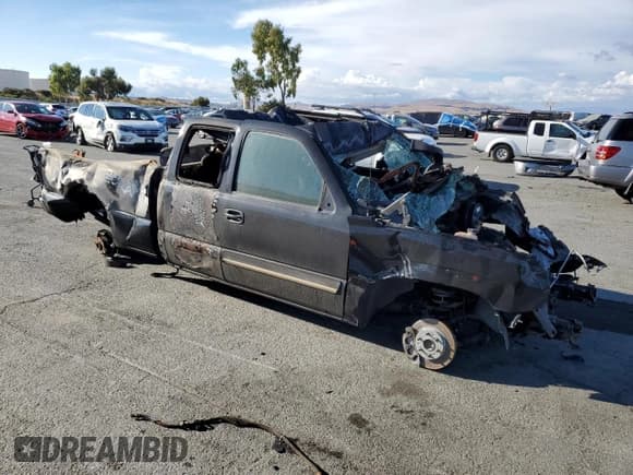 ✅ 2006 Chevrolet Silverado 1500 LT1 • VIN: 2GCEC19Z161334779 • Lot: 80482235. Wystawiony na Copart z przebiegiem Nie podano. Bezpłatny archiwum sprzedaży aukcyjnych z USA i szczegółowy raport historii pojazdu na DreamBid. Zdjęcie 4.