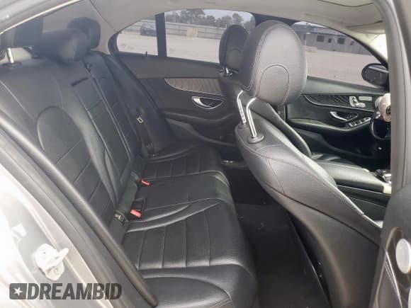 ✅ 2015 Mercedes-Benz C 300 • VIN: 55SWF4KB4FU080720 • Lot: 84339975. Listed on Copart with 145,806 mi. Free auction sales archive from the USA and detailed vehicle history report at DreamBid. Image 10.