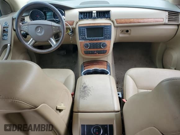 ✅ 2006 Mercedes-Benz R 3.5L • VIN: 4JGCB65E16A035417 • Лот: 92732015. Опубликован ранее на Copart с пробегом 196 822 миль. Бесплатный доступ к архиву аукционных продаж из США и подробный отчёт об истории автомобиля на DreamBid. Изображение 8.