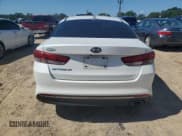 ✅ 2016 Kia Optima LX • VIN: KNAGT4L3XG5094868 • Lot: 85695455. Wystawiony na Copart z przebiegiem 111 625 mil. Bezpłatny archiwum sprzedaży aukcyjnych z USA i szczegółowy raport historii pojazdu na DreamBid. Zdjęcie 6.