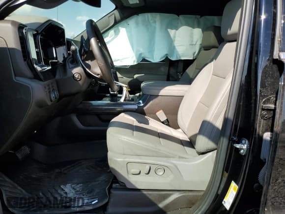 ✅ 2024 Chevrolet Silverado 1500 LTZ • VIN: 1GCUDGED6RZ242536 • Лот: 85079535. Опубликован ранее на Copart с пробегом 7 200 миль. Бесплатный доступ к архиву аукционных продаж из США и подробный отчёт об истории автомобиля на DreamBid. Изображение 7.