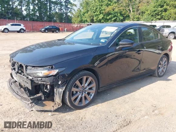 ✅ 2020 Mazda 3 Select • VIN: JM1BPACL2L1173579 • Lot: 42941628. Listed on IAAI with 67,976 mi. Free auction sales archive from the USA and detailed vehicle history report at DreamBid. Image 2.