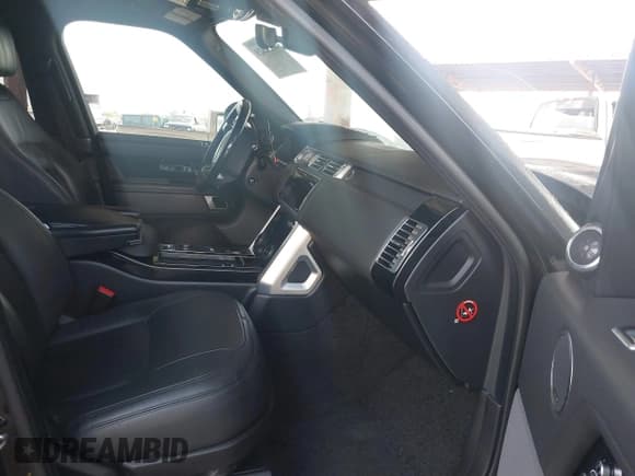 ✅ 2019 Land Rover Range Rover • VIN: SALGS2RE2KA536344 • Lot: 41252829. Listed on IAAI with Not provided. Free auction sales archive from the USA and detailed vehicle history report at DreamBid. Image 5.