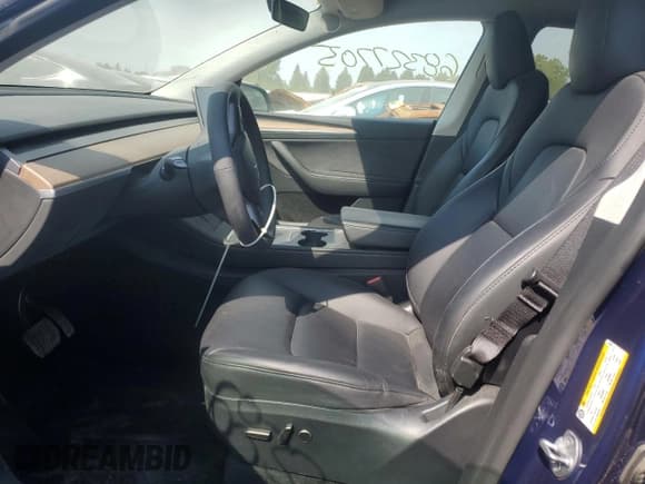 ✅ 2023 Tesla Model Y Long Range • VIN: 7SAYGAEE9PF764730 • Lot: 68327705. Wystawiony na Copart z przebiegiem 22 979 mil. Bezpłatny archiwum sprzedaży aukcyjnych z USA i szczegółowy raport historii pojazdu na DreamBid. Zdjęcie 7.