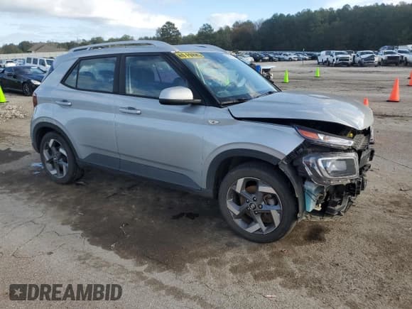 ✅ 2021 Hyundai Venue SEL • VIN: KMHRC8A3XMU116757 • Lot: 80834024. Listed on Copart with 50,118 mi. Free auction sales archive from the USA and detailed vehicle history report at DreamBid. Image 4.