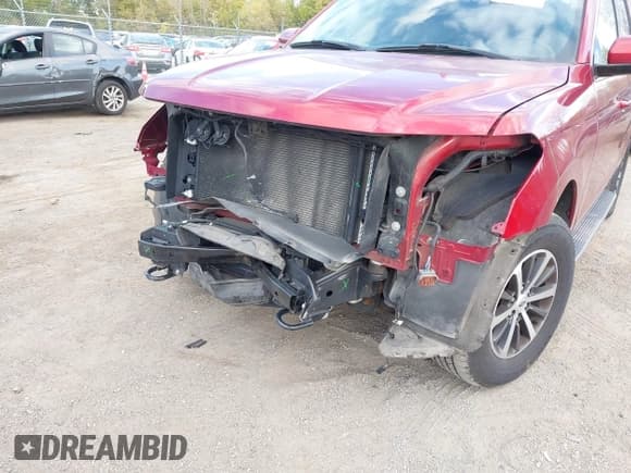 ✅ 2019 Ford Expedition XLT • VIN: 1FMJU1JT9KEA33569 • Lot: 43599809. Listed on IAAI with 56,799 mi. Free auction sales archive from the USA and detailed vehicle history report at DreamBid. Image 6.