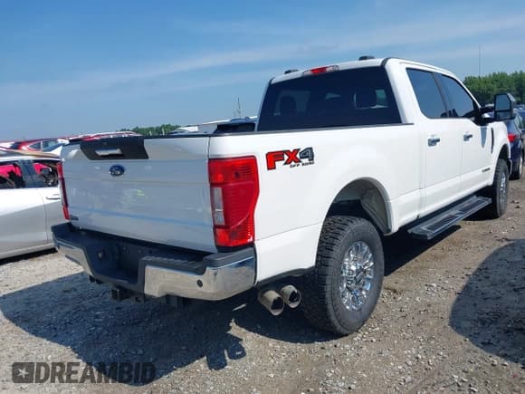 ✅ 2020 Ford F-250 XL • VIN: 1FT7W2BT5LEC66847 • Lot: 42610830. Listed on IAAI with 281,703 mi. Free auction sales archive from the USA and detailed vehicle history report at DreamBid. Image 4.