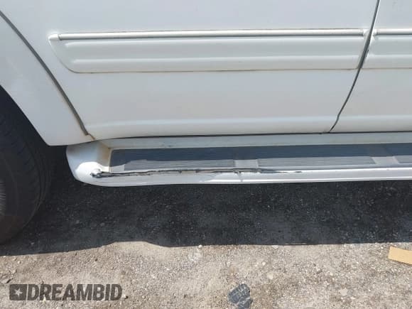 ✅ 2002 Toyota Sequoia Limited • VIN: 5TDZT38A72S113909 • Лот: 42458717. Опубликован ранее на IAAI с пробегом 254 544 миль. Бесплатный доступ к архиву аукционных продаж из США и подробный отчёт об истории автомобиля на DreamBid. Изображение 13.