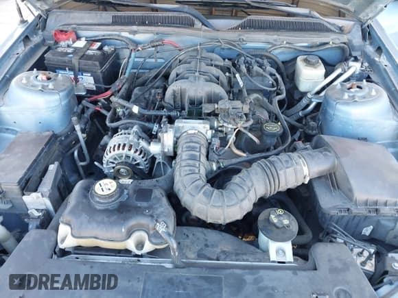 ✅ 2007 Ford Mustang Deluxe • VIN: 1ZVFT84NX75297925 • Lot: 43607791. Listed on IAAI with 110,074 mi. Free auction sales archive from the USA and detailed vehicle history report at DreamBid. Image 10.