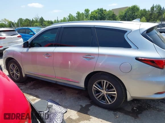 ✅ 2016 Infiniti QX60 • VIN: 5N1AL0MM4GC514656 • Лот: 42776853. Опубликован ранее на IAAI с пробегом 102 631 миль. Бесплатный доступ к архиву аукционных продаж из США и подробный отчёт об истории автомобиля на DreamBid. Изображение 14.