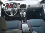 ✅ 2005 Toyota Matrix XR • VIN: 2T1LR30E05C390613 • Lot: 91686875. Listed on Copart with 124,168 mi. Free auction sales archive from the USA and detailed vehicle history report at DreamBid. Image 8.