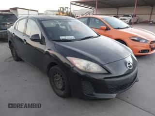 ✅ 2013 Mazda 3 i Sport • VIN: JM1BL1U7XD1837500 • Lot: 43607611. Wystawiony na IAAI z przebiegiem 126 846 mil. Bezpłatny archiwum sprzedaży aukcyjnych z USA i szczegółowy raport historii pojazdu na DreamBid. Zdjęcie 1.