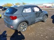 ✅ 2023 Hyundai Venue Limited • VIN: KMHRC8A39PU275614 • Лот: 43444530. Опубликован ранее на IAAI с пробегом 20 061 миль. Бесплатный доступ к архиву аукционных продаж из США и подробный отчёт об истории автомобиля на DreamBid. Изображение 4.