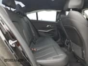 ✅ 2023 BMW 3 Series 330i • VIN: 3MW69FF00P8D60554 • Lot: 65544975. Wystawiony na Copart z przebiegiem Nie podano. Bezpłatny archiwum sprzedaży aukcyjnych z USA i szczegółowy raport historii pojazdu na DreamBid. Zdjęcie 10.