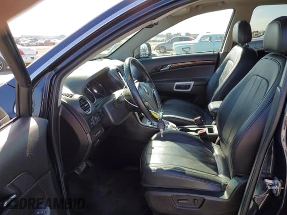 ✅ 2014 Chevrolet Captiva Sport LTZ • VIN: 3GNAL4EK8ES660128 • Lot: 50020885. Wystawiony na Copart z przebiegiem 129 381 mil. Bezpłatny archiwum sprzedaży aukcyjnych z USA i szczegółowy raport historii pojazdu na DreamBid. Zdjęcie 7.