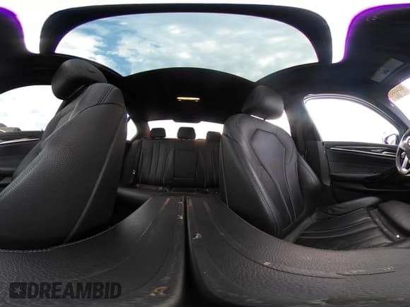 ✅ 2019 BMW 5 Series 530i xDrive • VIN: WBAJA7C55KG910400 • Lot: 42850313. Listed on IAAI with 50,566 mi. Free auction sales archive from the USA and detailed vehicle history report at DreamBid. Image 18.