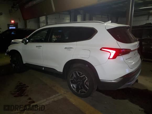 ✅ 2022 Hyundai Santa Fe SEL Premium • VIN: KM8S3DA15NU044683 • Лот: 79753473. Опубликован ранее на Copart с пробегом 22 926 миль. Бесплатный доступ к архиву аукционных продаж из США и подробный отчёт об истории автомобиля на DreamBid. Изображение 2.