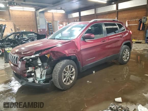 ✅ 2020 Jeep Cherokee Altitude • VIN: 1C4PJMLX2LD655088 • Лот: 66705545. Опубликован ранее на Copart с пробегом 61 909 миль. Бесплатный доступ к архиву аукционных продаж из США и подробный отчёт об истории автомобиля на DreamBid. Изображение 1.